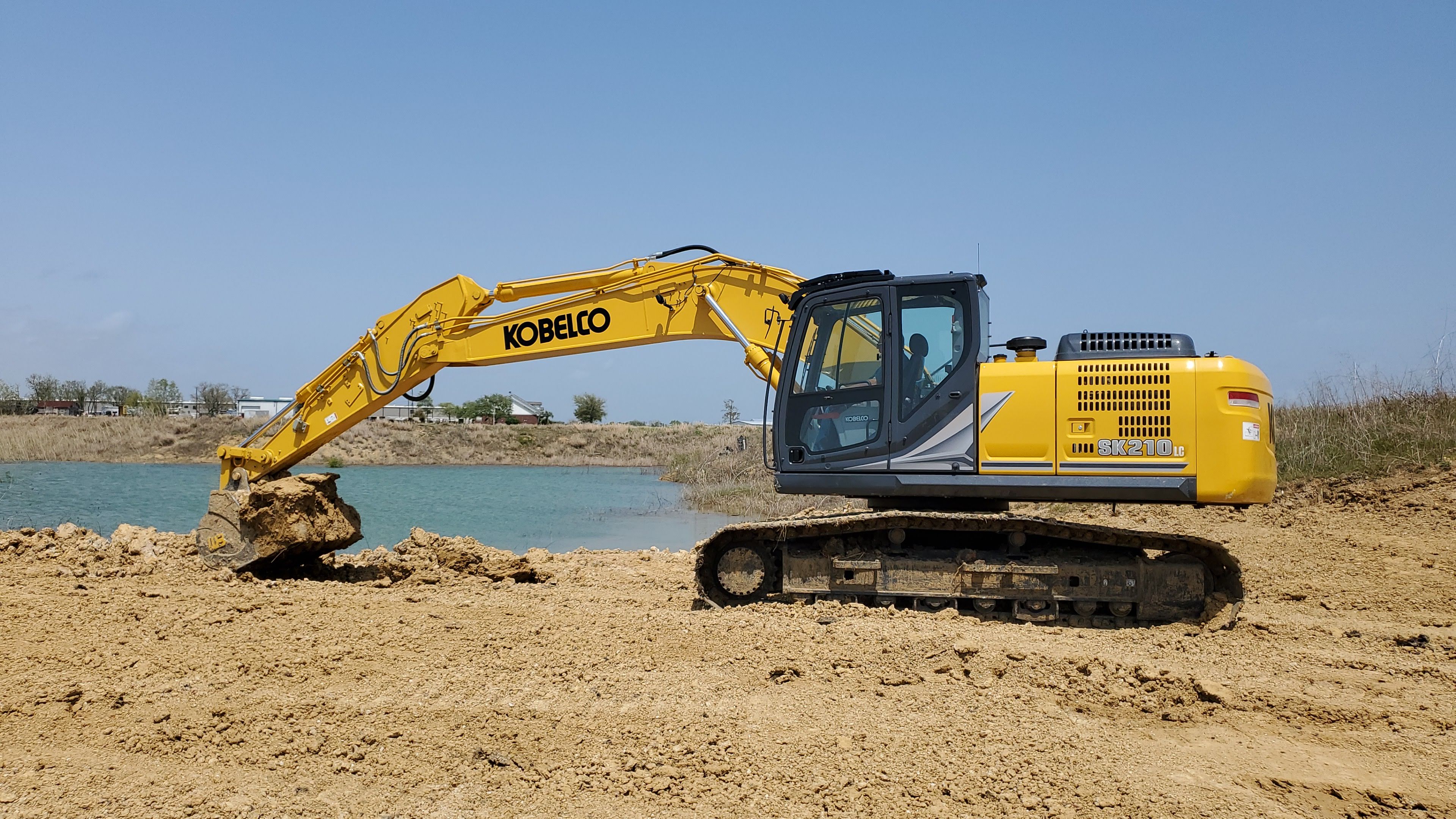 Conventional Excavator | SK210LC-11 | KOBELCO USA